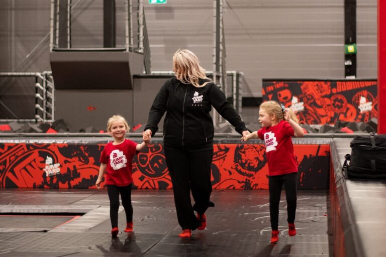 aktivitet med bebis stockholm JumpBaby JumpYard Heron City Kungens kurva