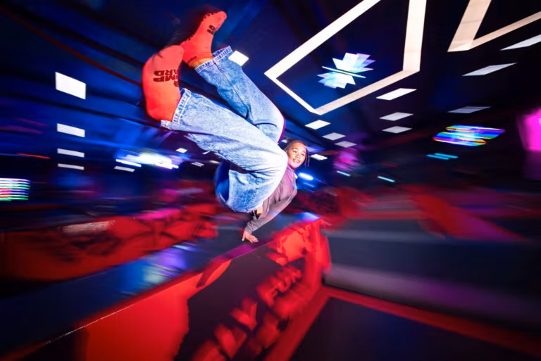 Parkour i Obstacle course på JumpYard Nacka Forum