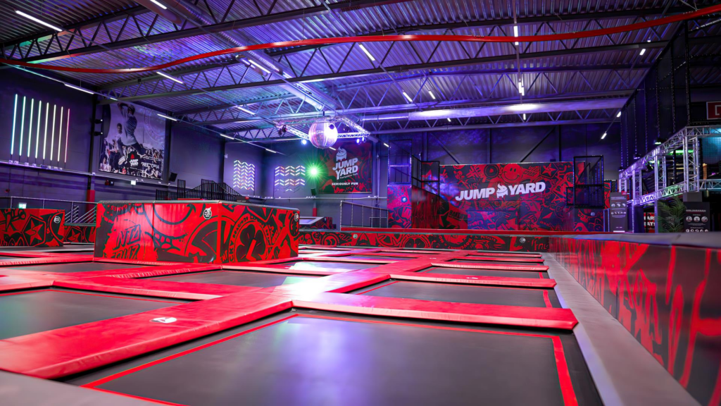 hyr hela JumpYard Täby Arninge Trampolinpark